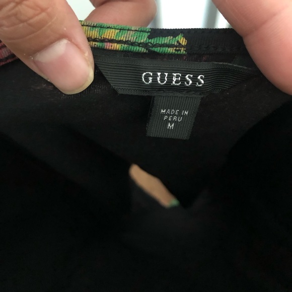 Guess Rose Low Back Scoop Neck Top - Picture 5 of 5